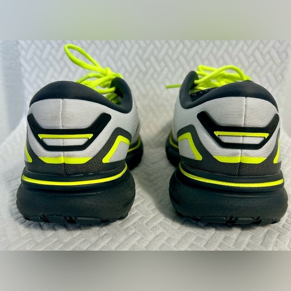 Brooks Ghost 15 Running Shoes Sz Mens 8, Women’s 9.5 - Picture 3 of 7